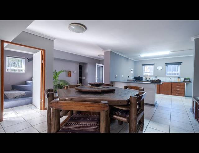 4 BEDROOM HOUSE FOR SALE IN MILNERTON RIDGE